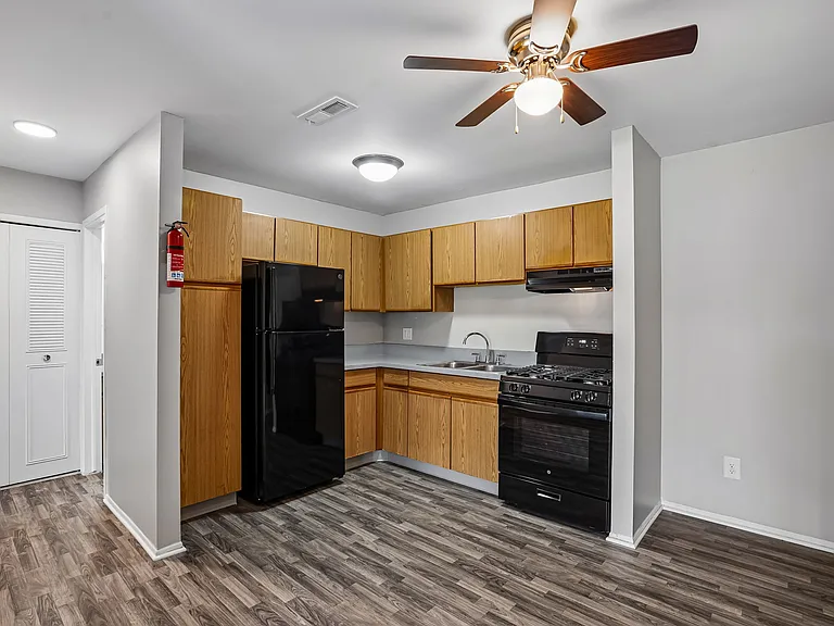 Midtown Park Apartments — Photo 64