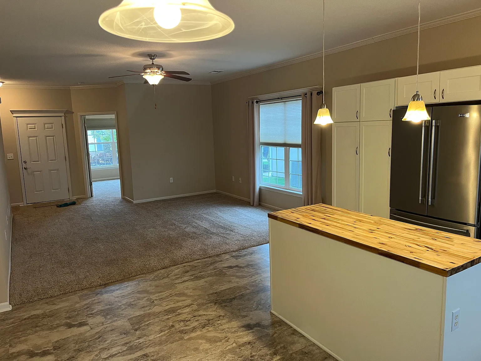3 bed, 1205 sqft, $2,000 — Photo 4