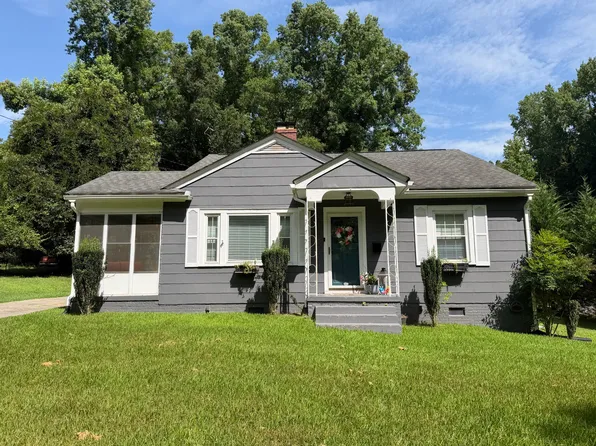 311 Woodland Dr, Belton, SC 29627
