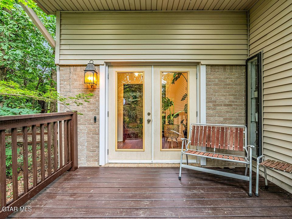 1st image of 48 Whippoorwill Ln