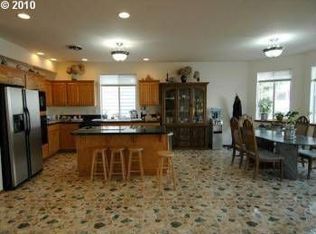 14100 SW Tewkesbury Dr, Portland, OR 97224