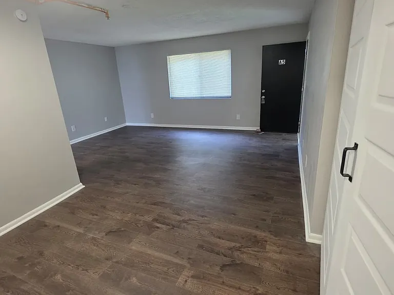 Glendale Place Apartments 2 — Photo 29