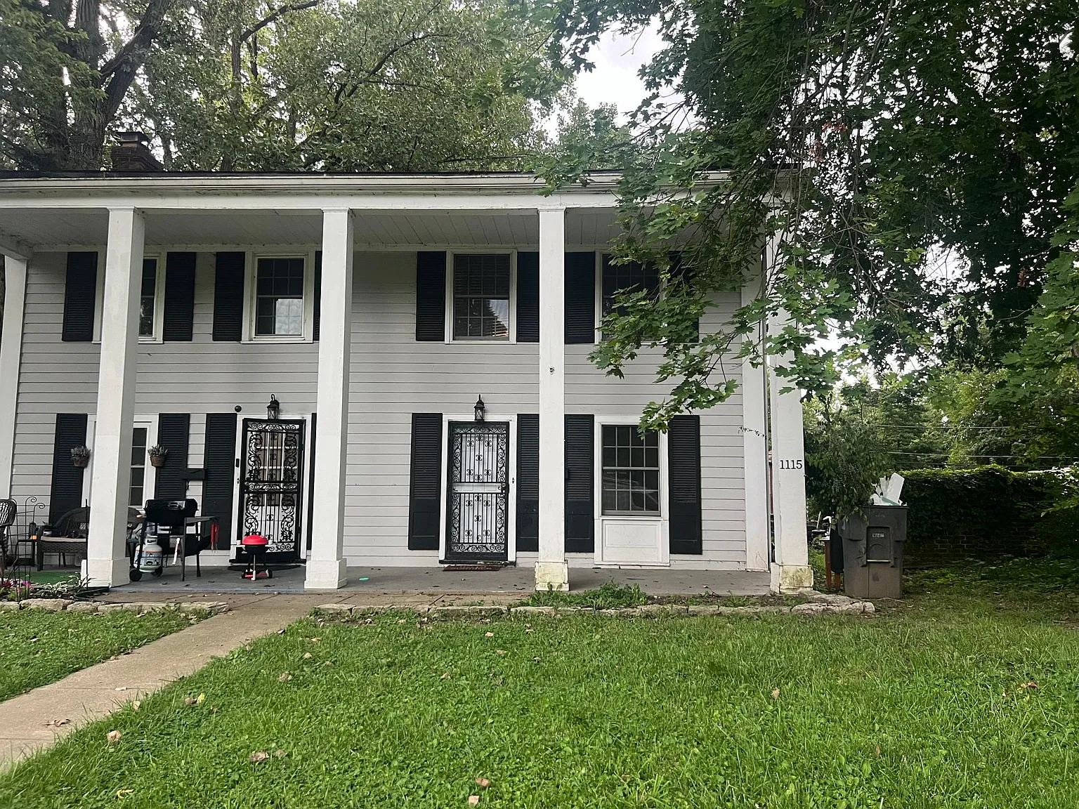 1115 Pomander Pl photo 1