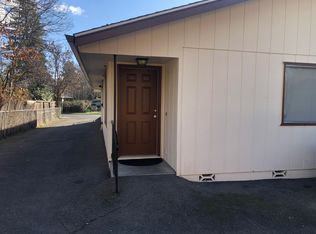 412 SW J St, Grants Pass, OR