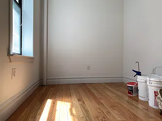 Rented by Hillel Realty Group