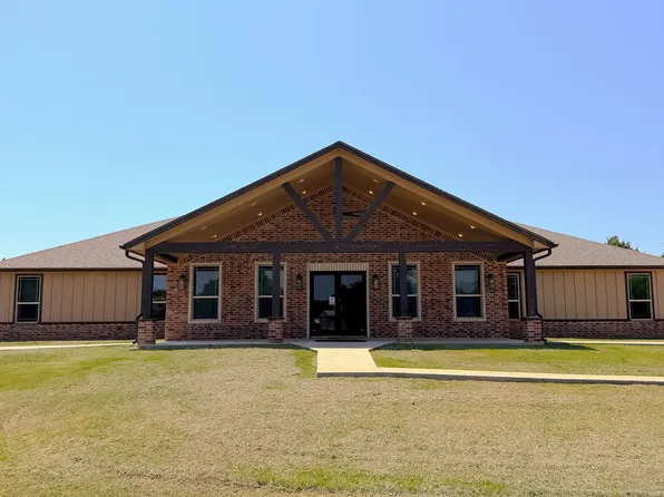 625 N Main St #1, Ada, OK 74820