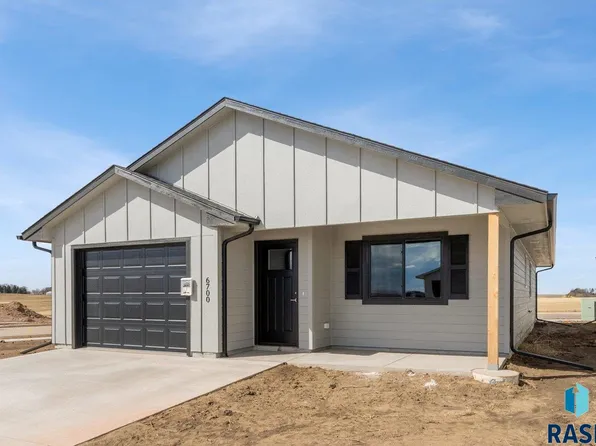 6705 E Thimbleweed St, Sioux Falls, SD 57110