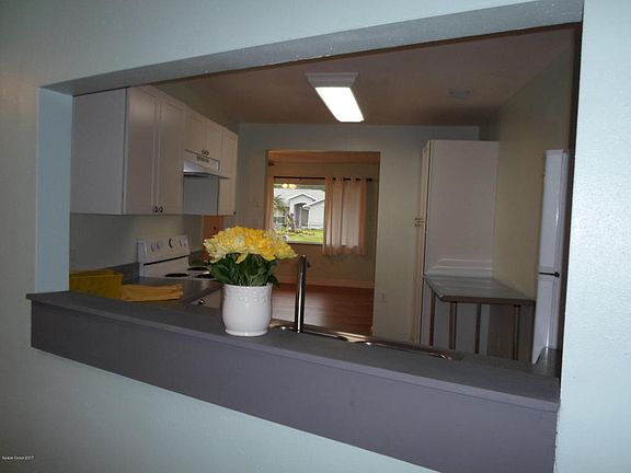 2nd image of 2524 Peralta Dr SE