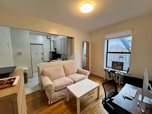 Rented by Mdays Realty | media 16