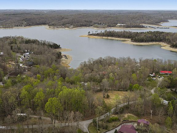 3rd image of 860 Noah Stevenson Rd