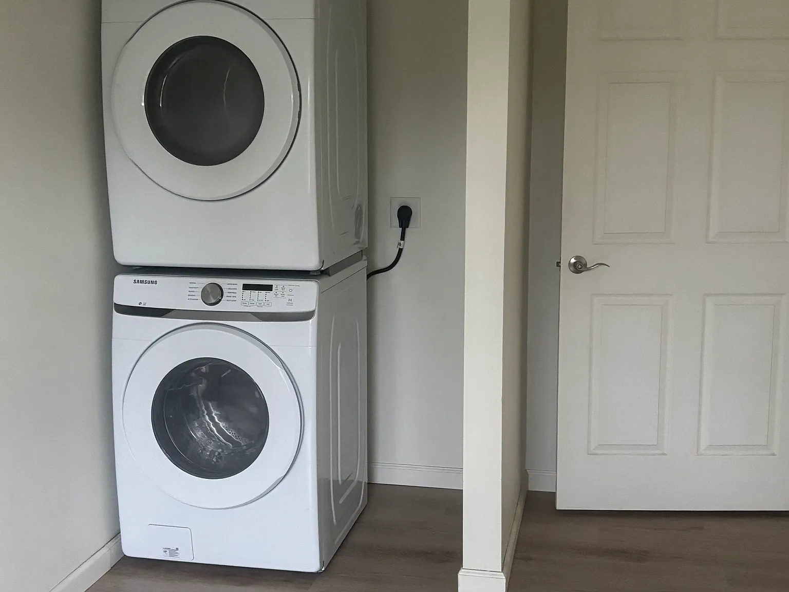 2 bed, 1200 sqft, $1,100 — Photo 4