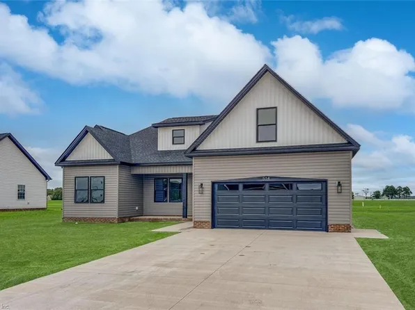 305 Spinnaker St, Elizabeth City, NC 27909