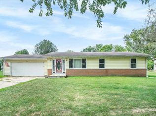 311 Oak Dale Dr, Middlebury, IN 46540