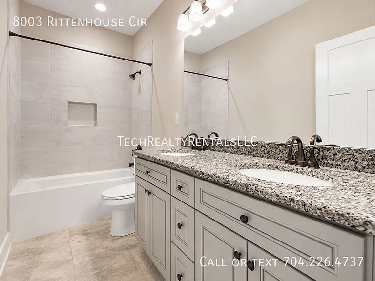 8003 Rittenhouse Cir — Photo 30