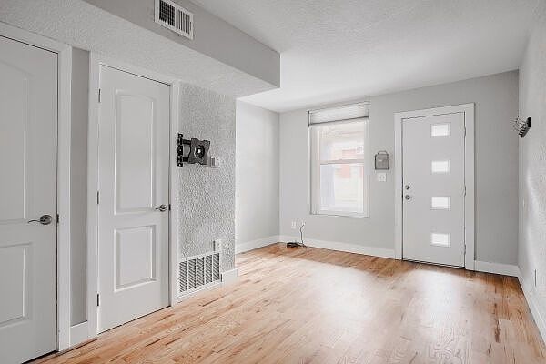 1st image of 1725 E 35th Ave