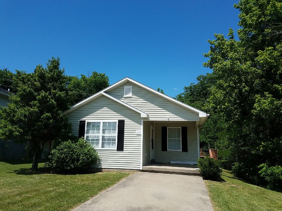 1st image of 250 Holly Berry Dr