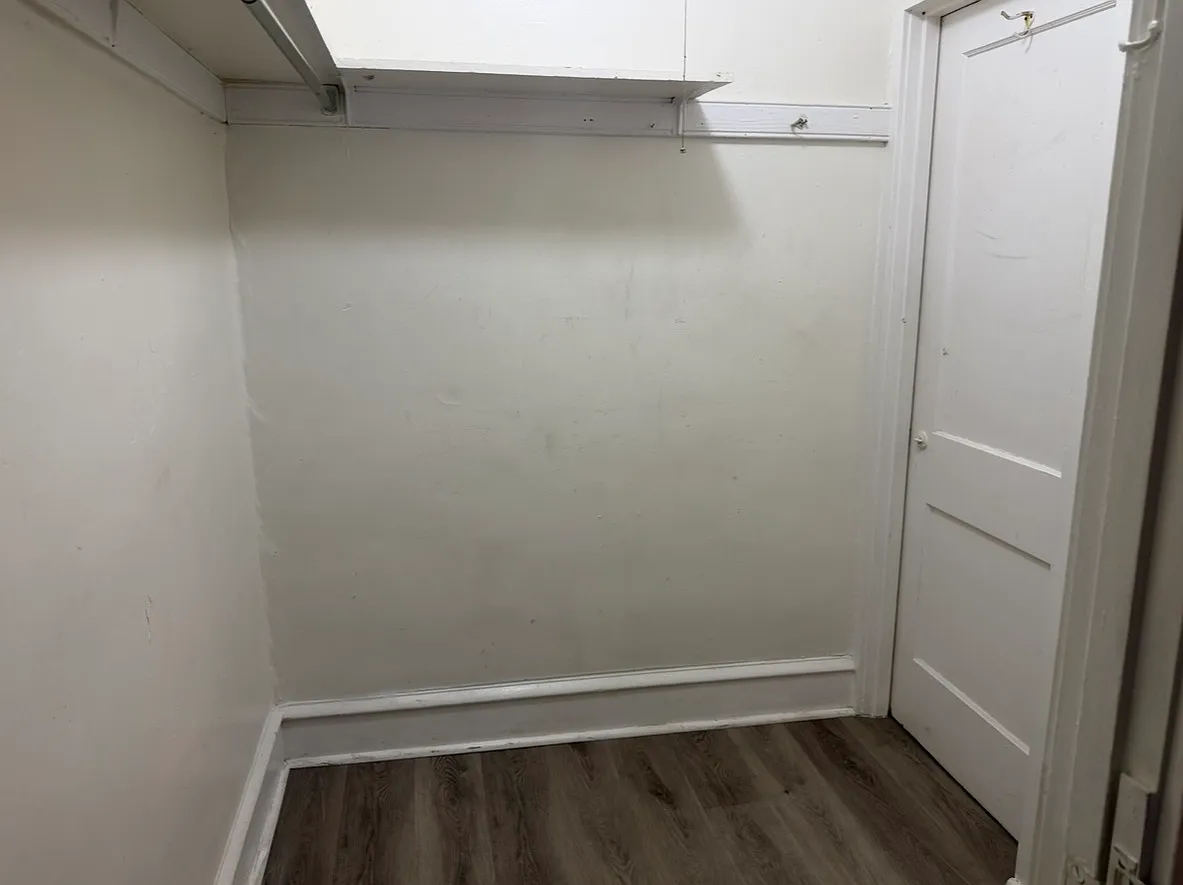 Studio, 500 sqft, $950 — Photo 2