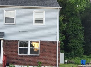 2433 Fleetwing Dr, Levittown, PA 19057