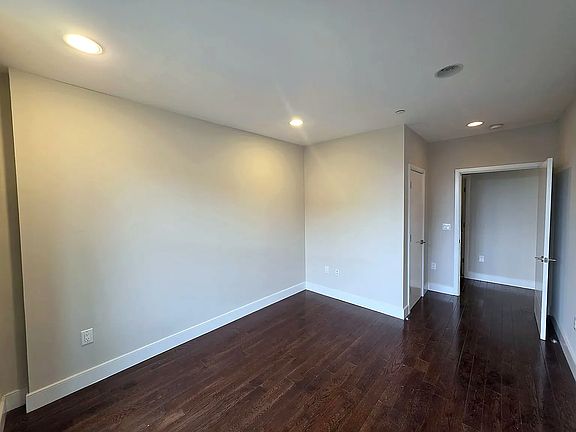 2nd image of 456 Grand St APT 5C