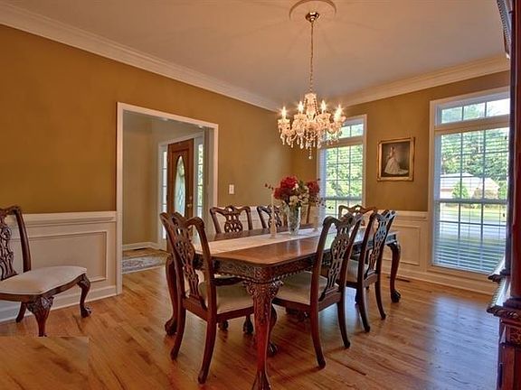4th image of 1821 Dover Ct