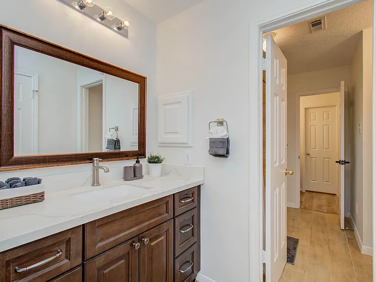 15627 Twisting Springs Dr — Photo 41