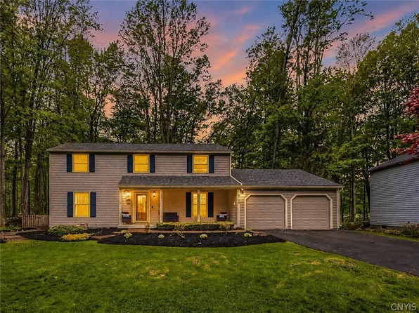 8748 Tallwood Rdg, Baldwinsville, NY 13027