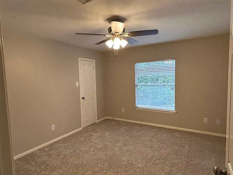 5410 Spring Oak Dr — Photo 18