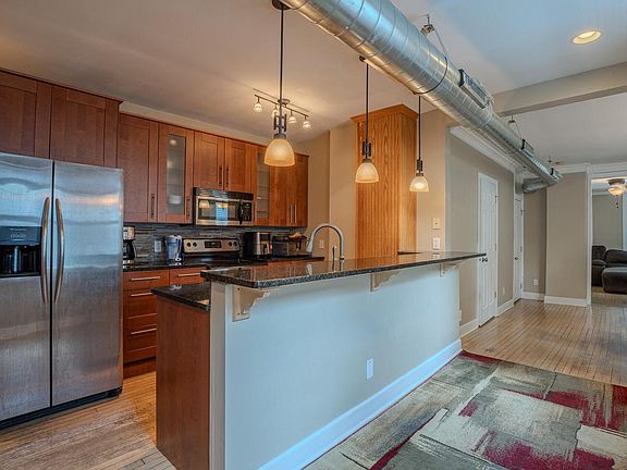 5th image of 1755 N Franklin PLACE #1757