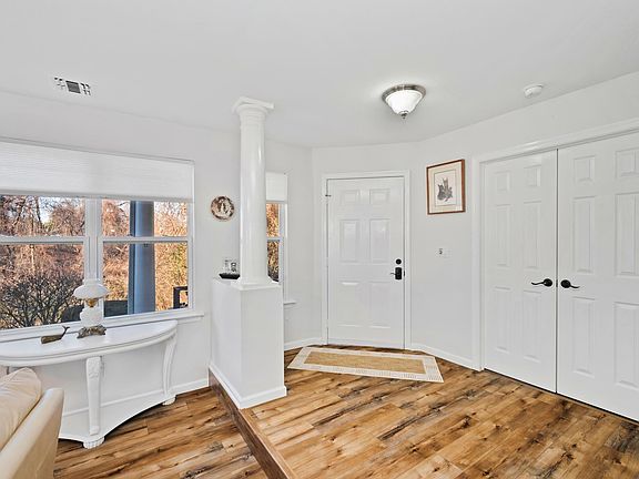 5th image of 2901 Willow Pond Dr #2901
