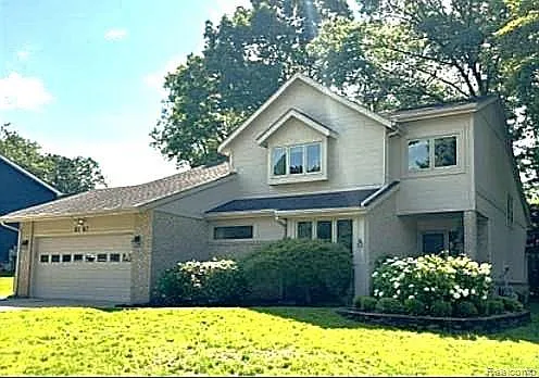 8767 Townsend Dr