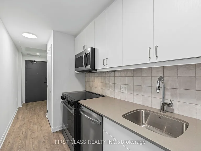 223 Princess St #403 — Photo 7