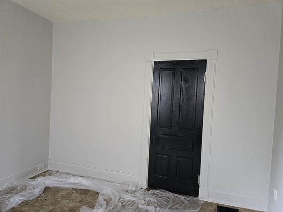 4th image of 3633 Borden St #2