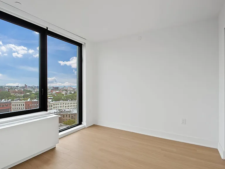 662 Pacific St #10N — Photo 7