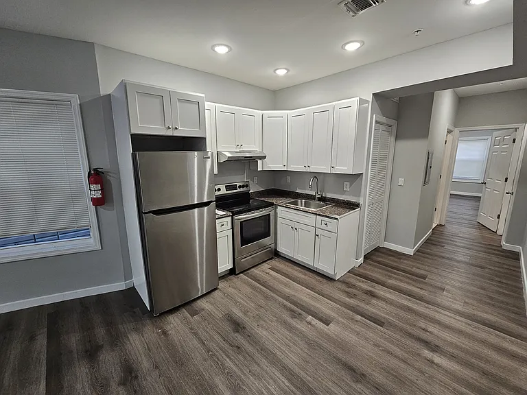 340 Hamilton Ave #2 — Photo 5