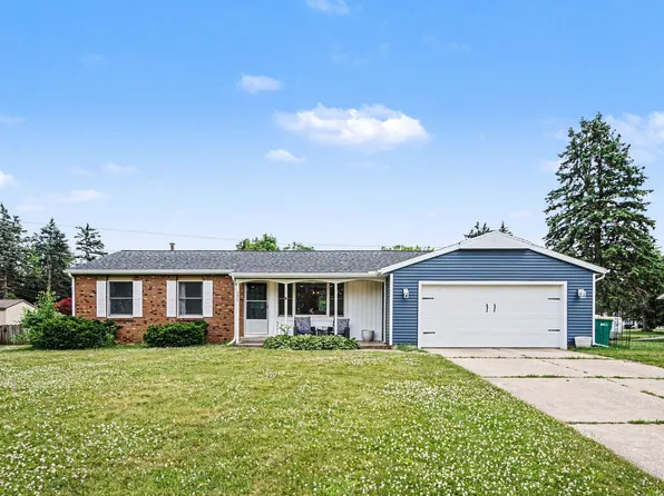 2605 E Heverly Dr, Portage, MI 49024