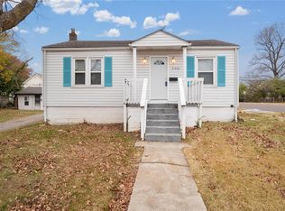 9501 Miriam Ave, Saint Louis, MO 63114