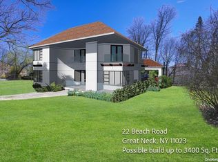 22 Beach Rd, Great Neck, NY 11023