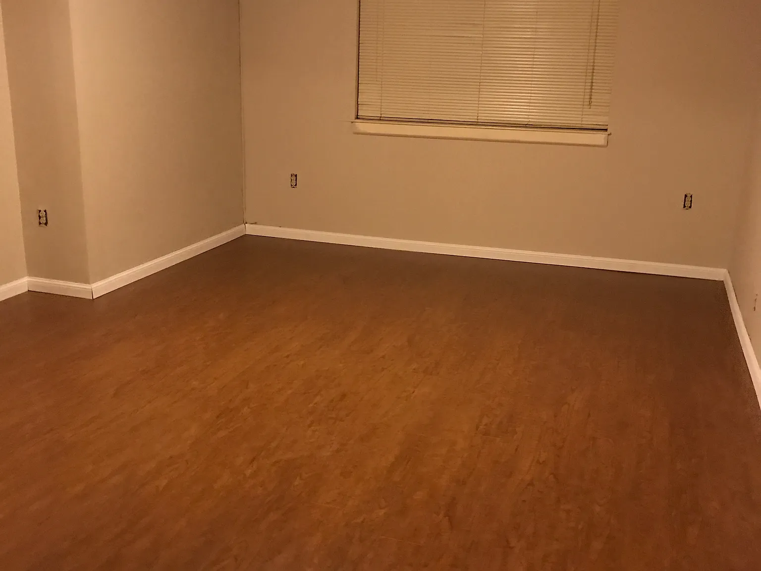 3 bed, 1340 sqft, $4,500 — Photo 4