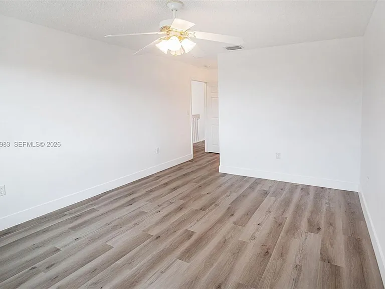 8949 SW 214th St #8949 — Photo 27