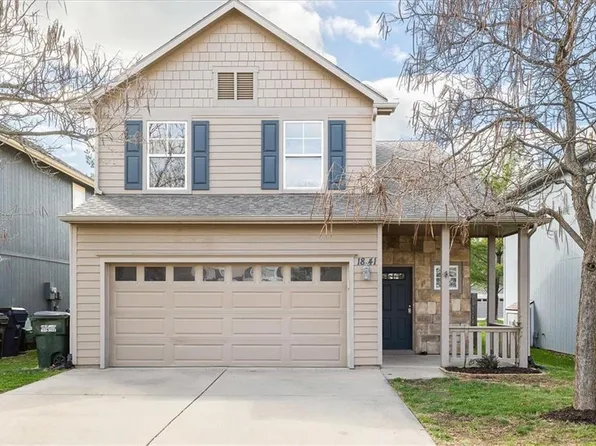 1841 Villo Woods Ct, Lawrence, KS 66044