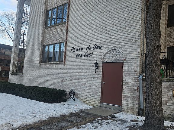 2nd image of 425 E Henry Clay St APT 207
