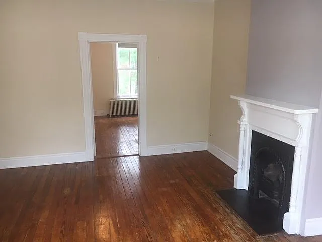 2426 Hanover Ave #UPSTAIRS — Photo 6
