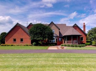 14777 Berglund Rd, Pecatonica, IL 61063