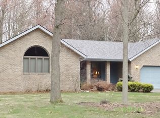 818 S Ladner Pkwy, Midland, MI 48640