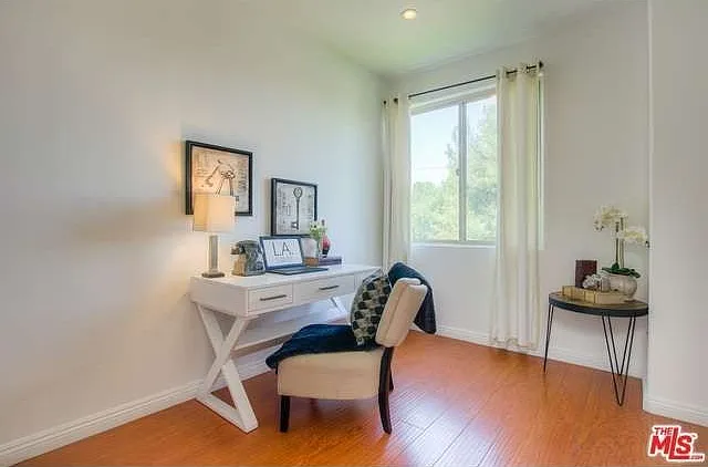 5303 Satsuma Ave #107 — Photo 10