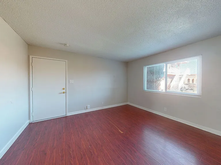 922 Carlson Blvd — Photo 10