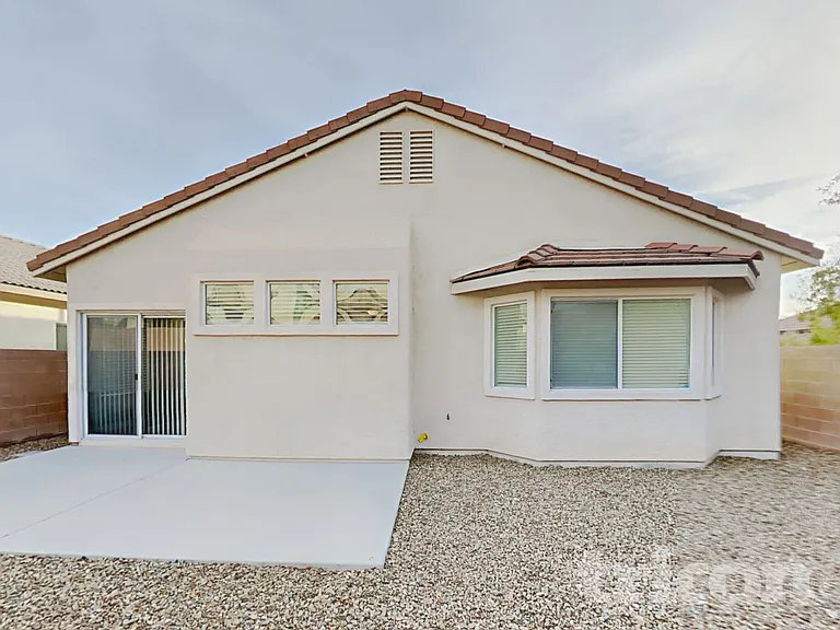 1104 Bistro Bay Ave — Photo 16