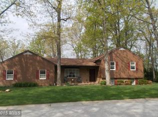 35 Bragg St, Hanover, PA 17331