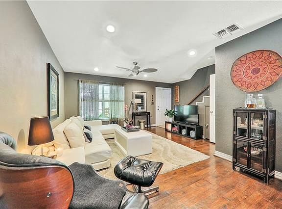 2nd image of 4708 Bradford Dr #A