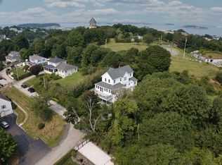 8 Douglas Ave, Hull, MA 02045